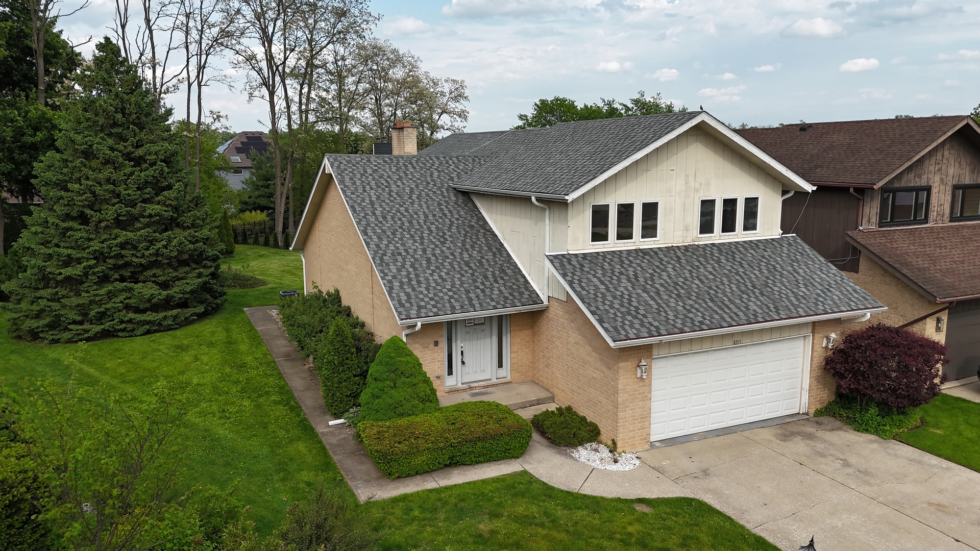 8315 Helen Court Property Photo 1