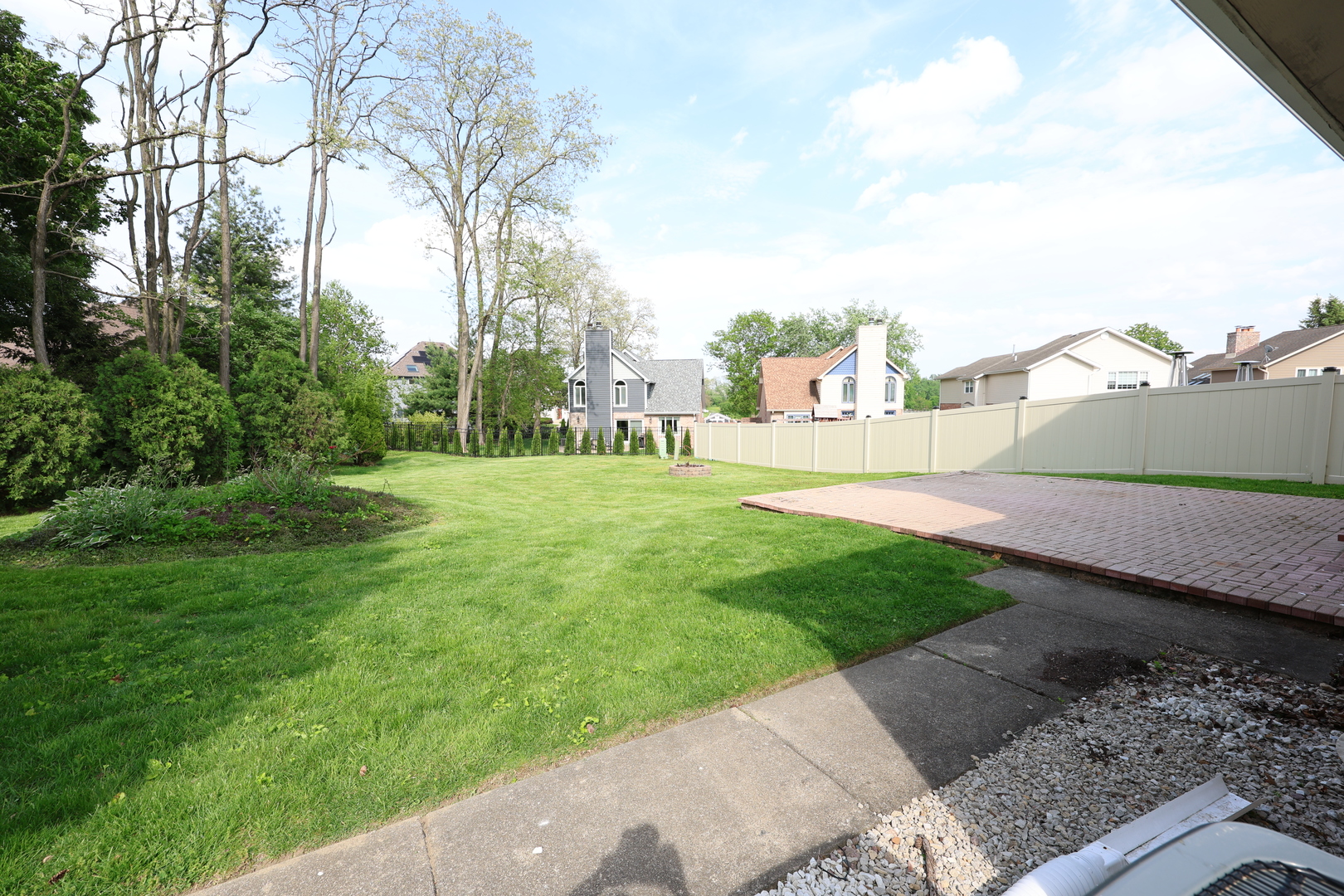 8315 Helen Court Property Photo 7