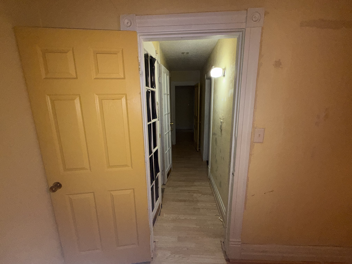 2527 Oak Street Property Photo 5