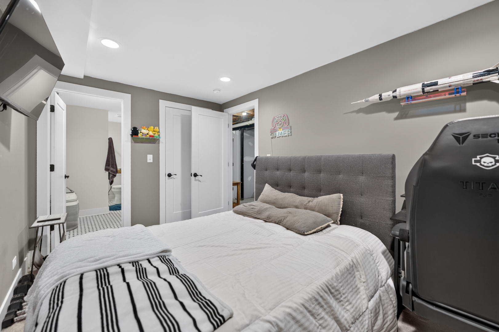 406 S River Lane Property Photo 44