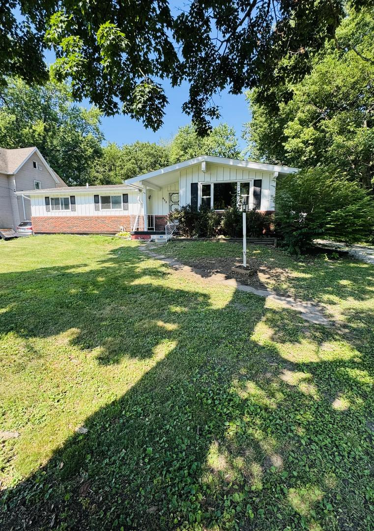 458 N West Street Property Photo 2