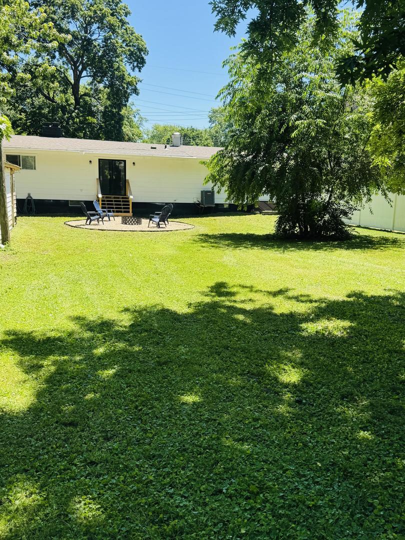 458 N West Street Property Photo 4