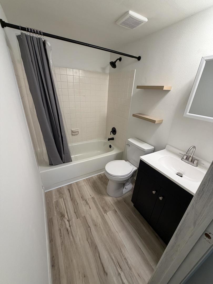 458 N West Street Property Photo 15