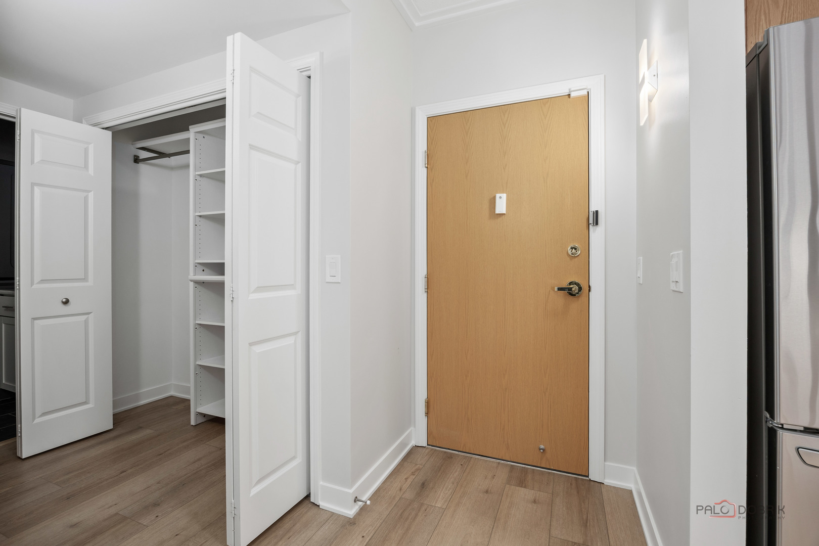 8711 W Bryn Mawr Avenue 609 Property Photo 3