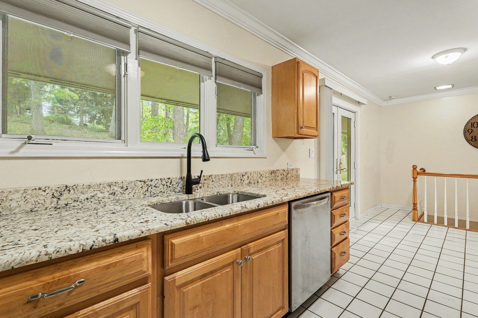 61 Timberlake Road Property Photo 9
