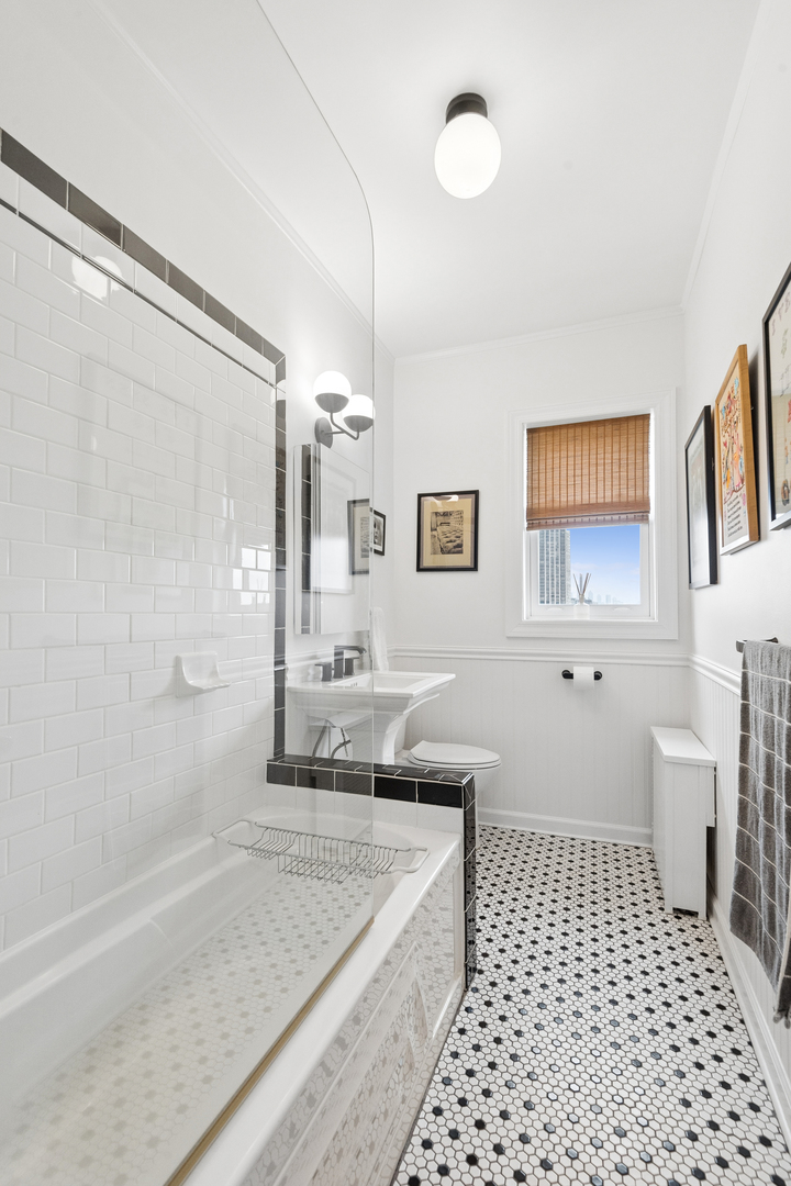 431 W Oakdale Avenue 14d Property Photo 19