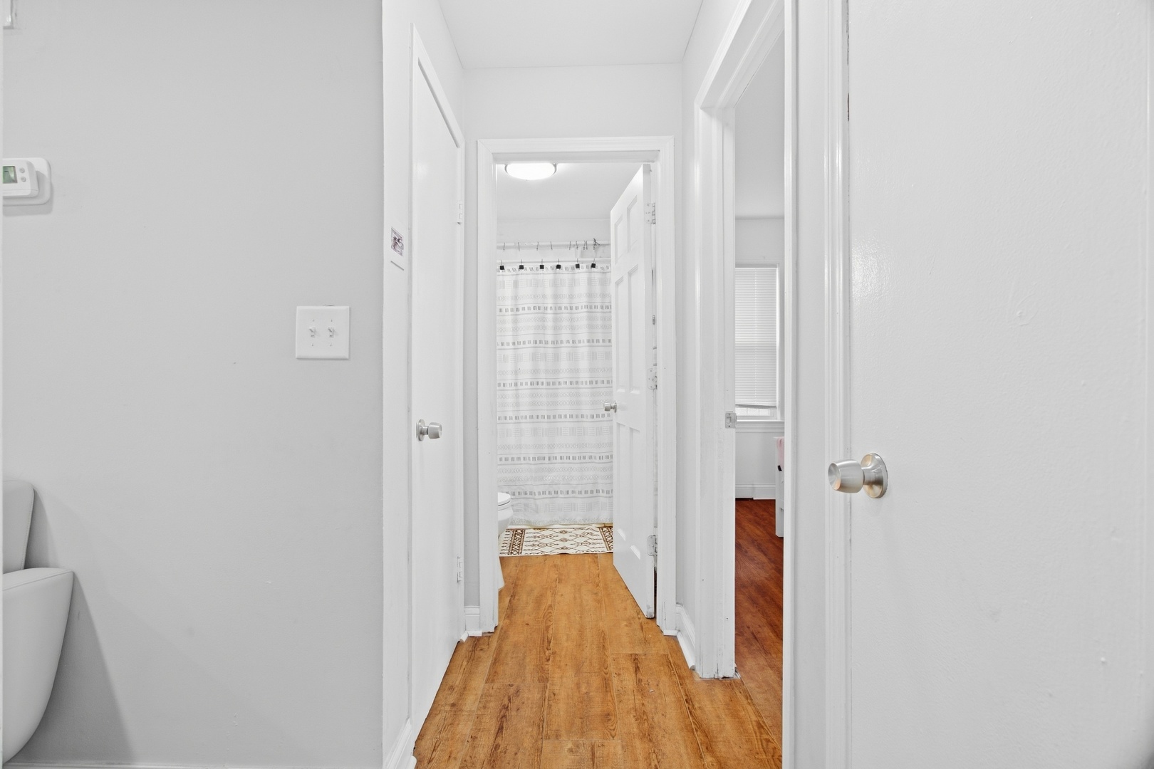 1710 N 14th Avenue Property Photo 13