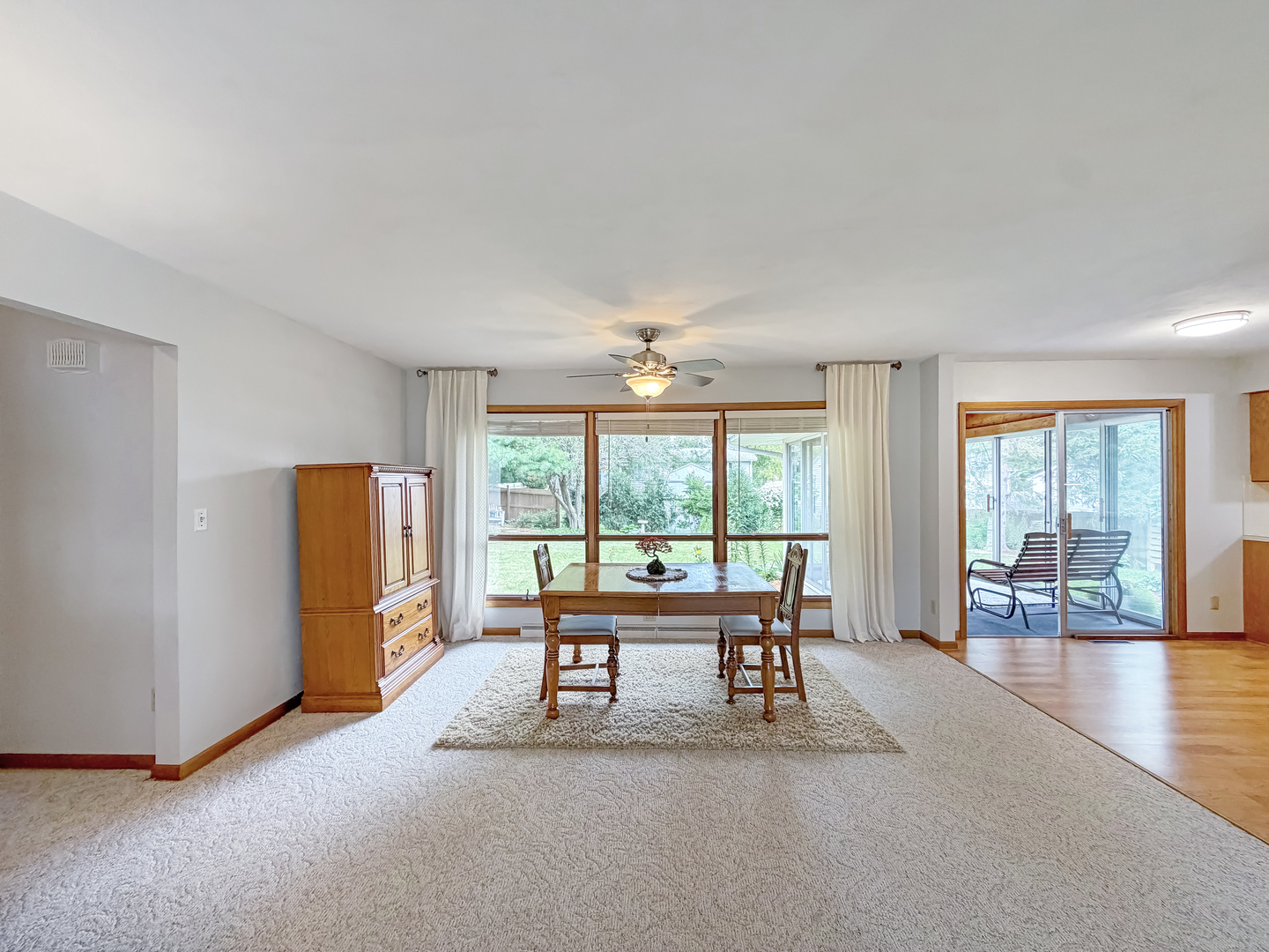 1353 Empire Court Property Photo 11