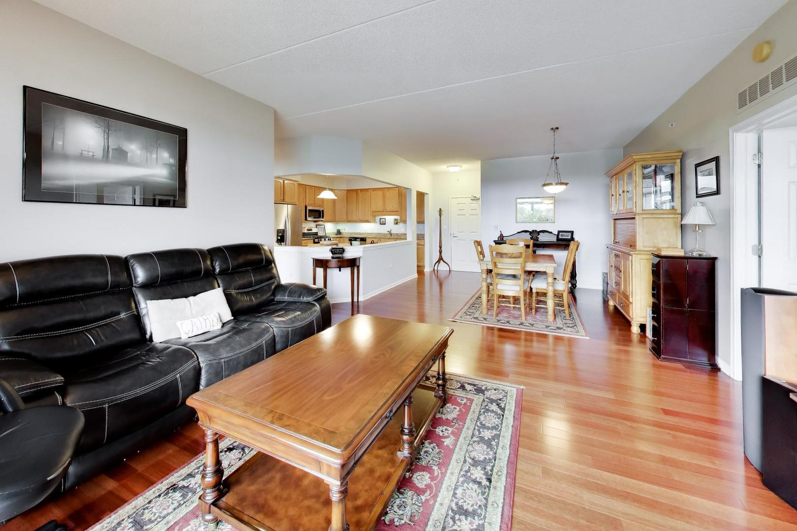 77 N Quentin Road 311 Property Photo 5