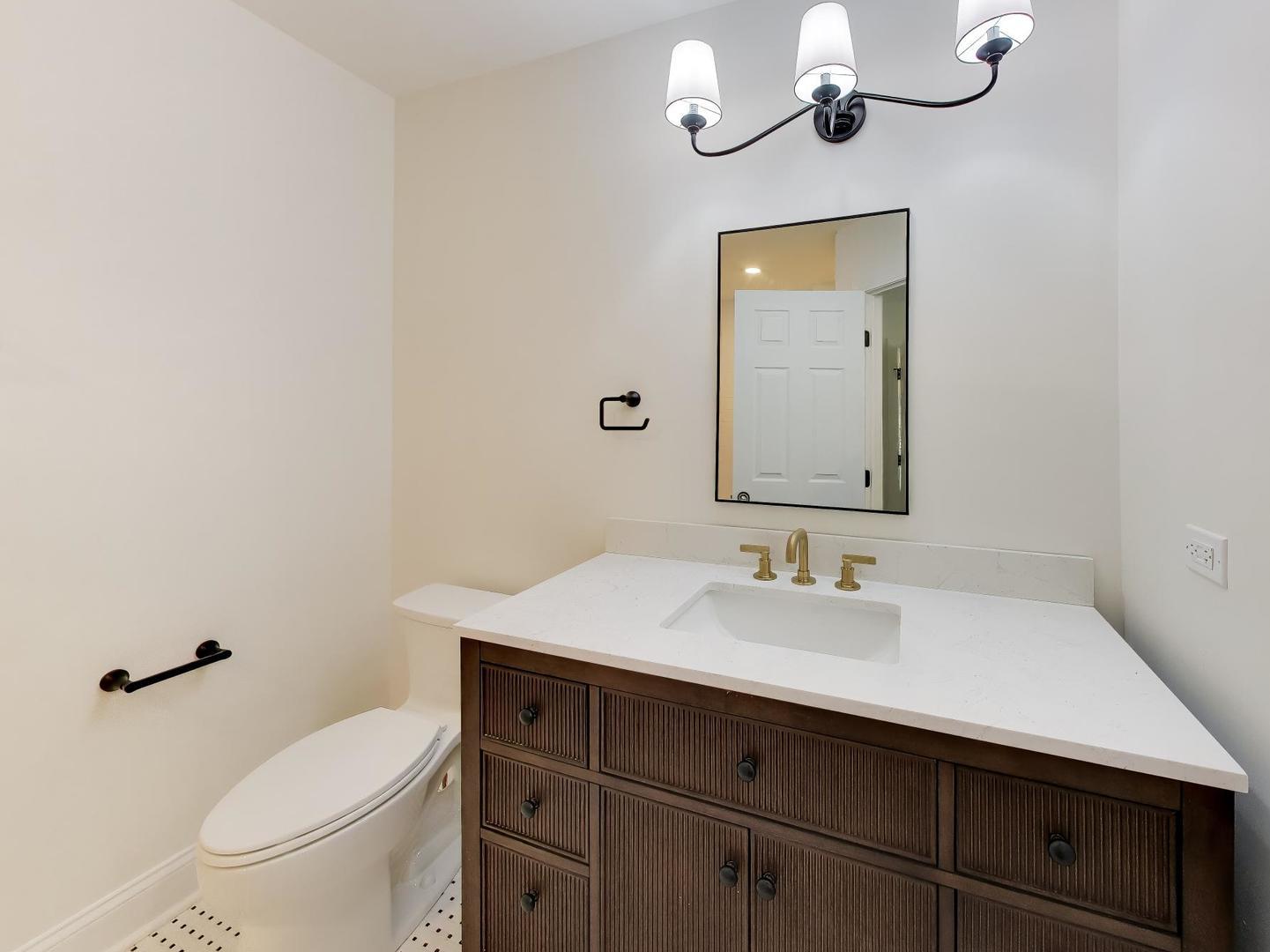 310 S Delphia Avenue Property Photo 21