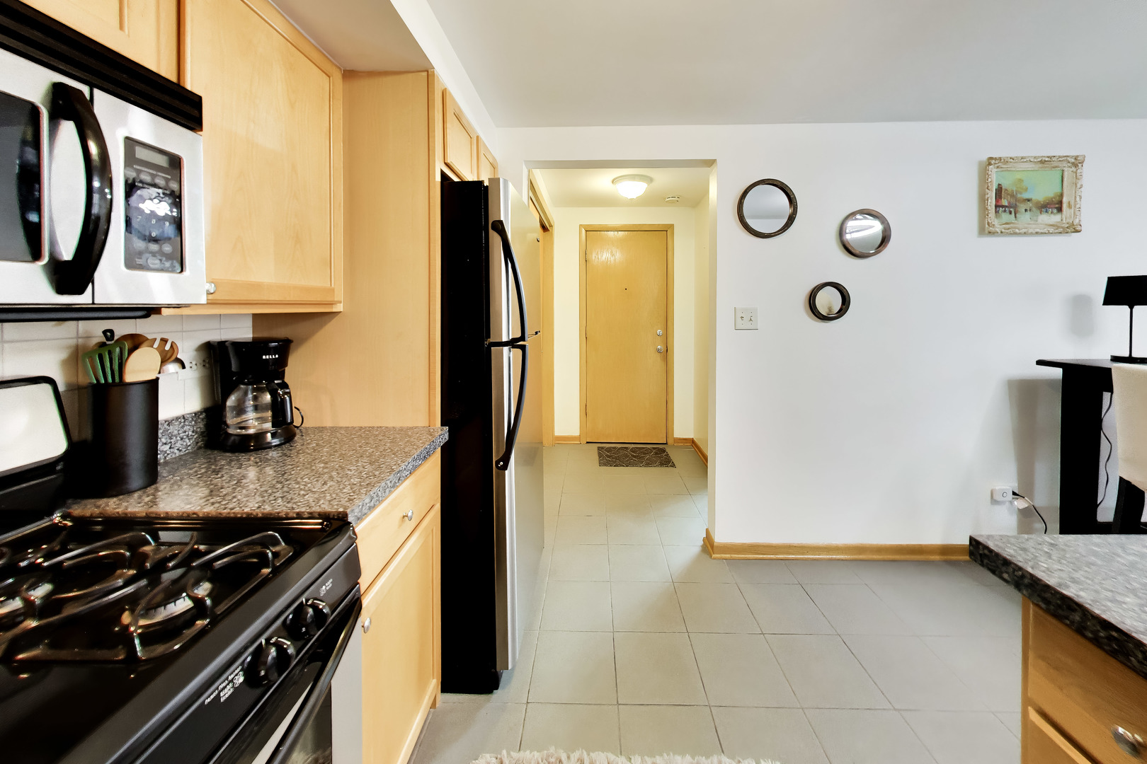 6845 N Northwest Highway 1e Property Photo 9