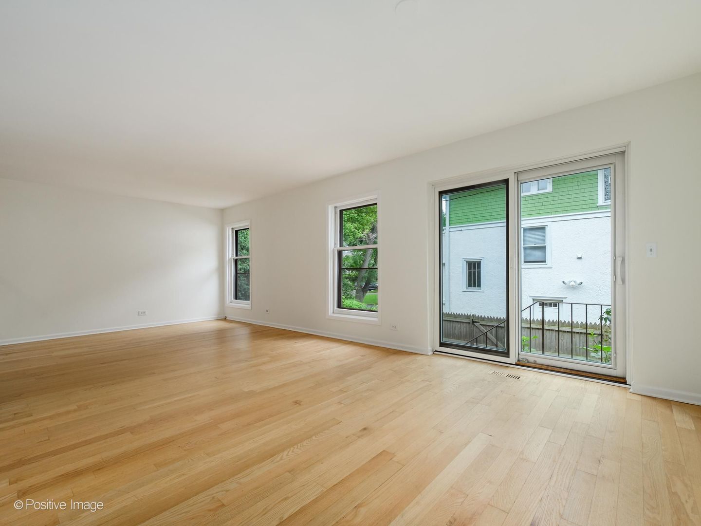 1454 Glencoe Avenue Property Photo 8