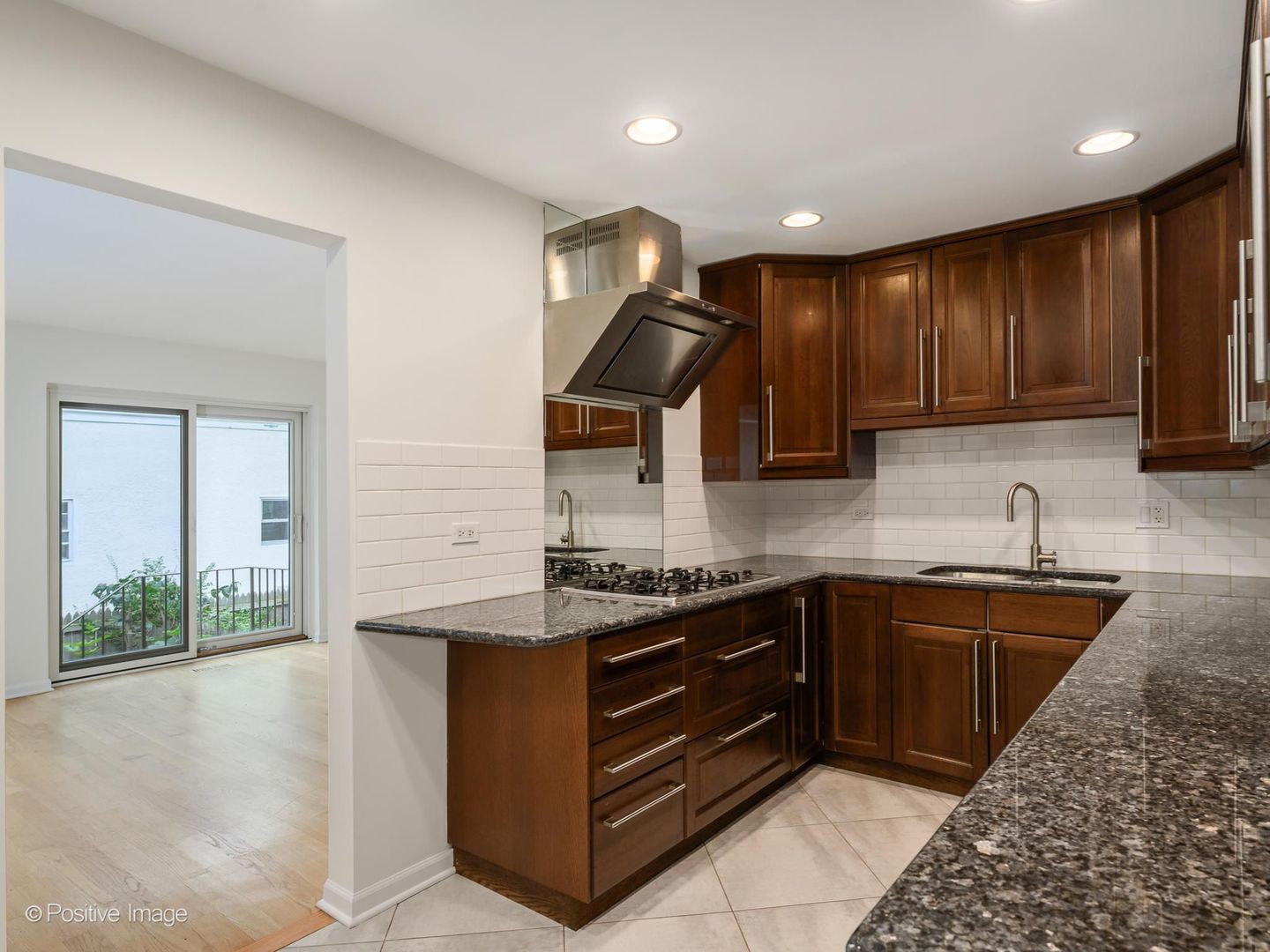 1454 Glencoe Avenue Property Photo 10