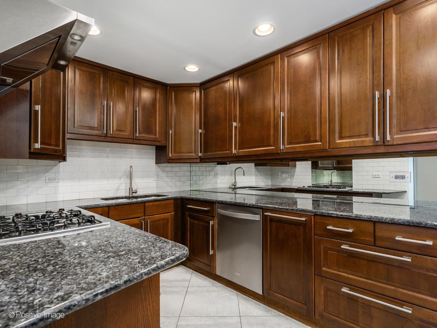 1454 Glencoe Avenue Property Photo 11