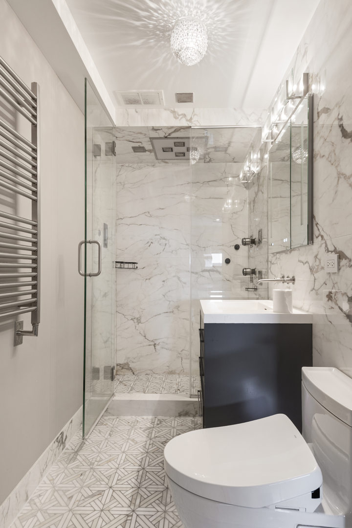 3180 N Lake Shore Drive 17f Property Photo 19