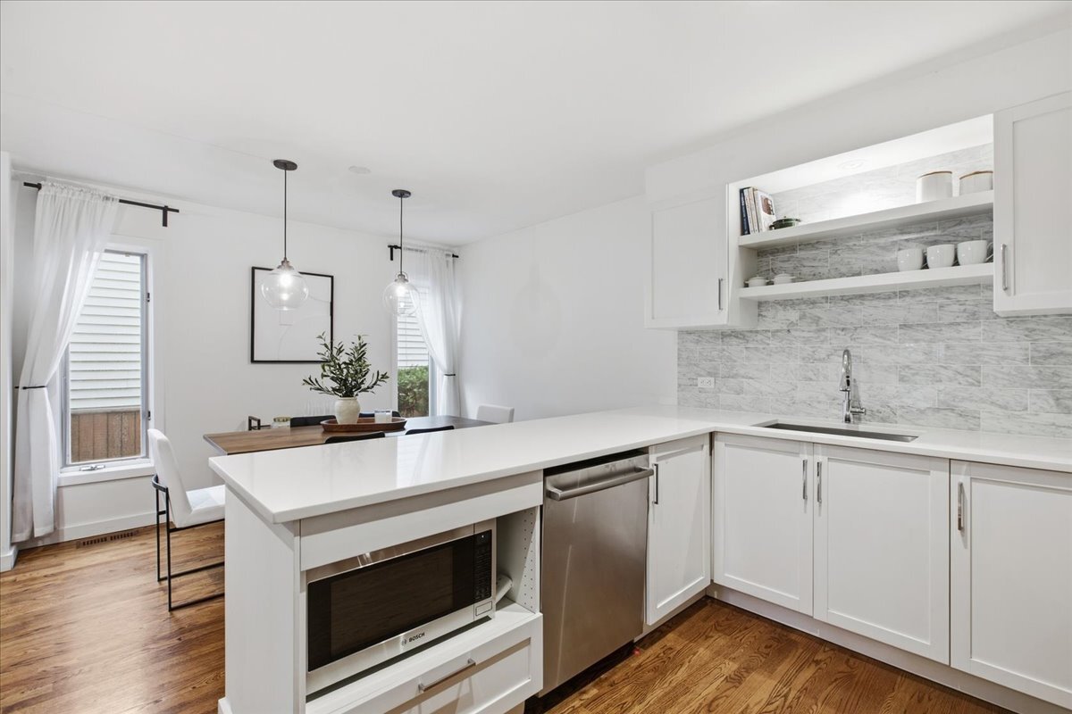1341 N Wolcott Avenue A Property Photo 10