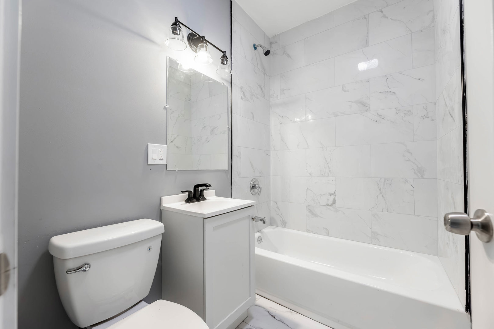 6317 S Eberhart Avenue Property Photo 18