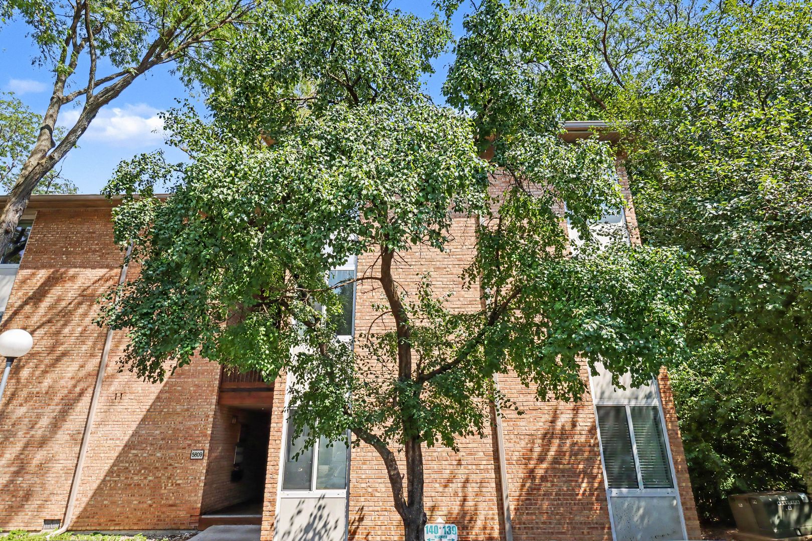 5809 Oakwood Drive D Property Photo 1