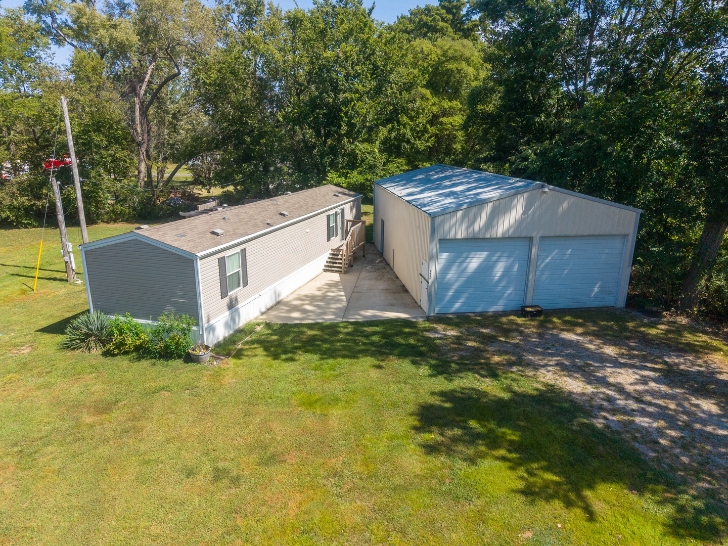 1205 N Gary Street Property Photo 1