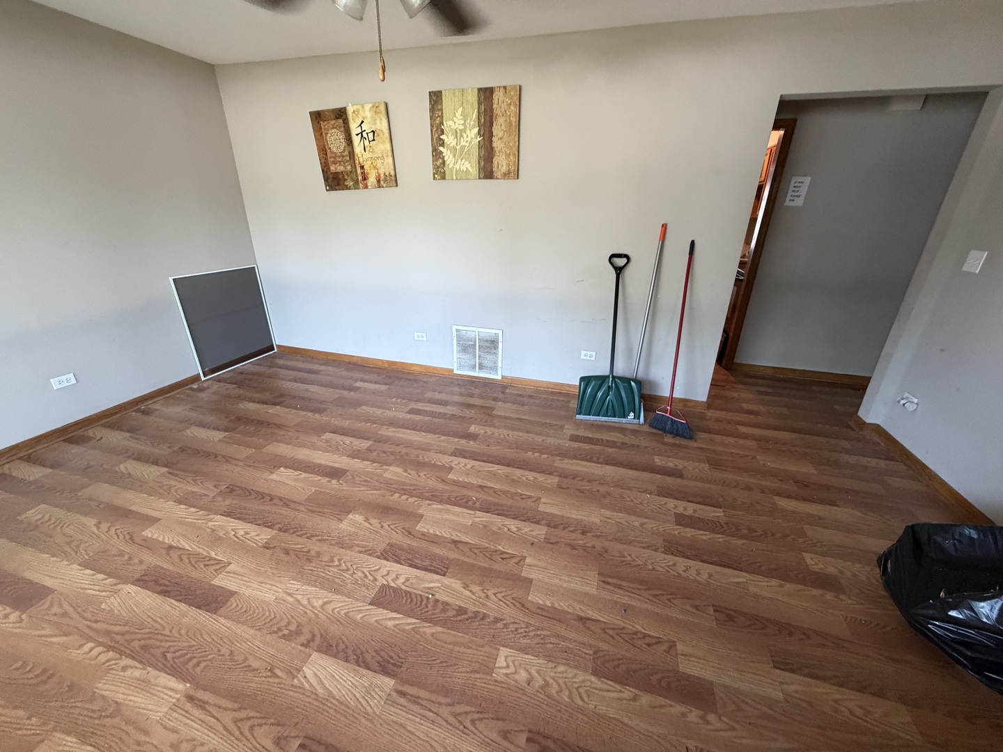 1445 Burnham Avenue Property Photo 2