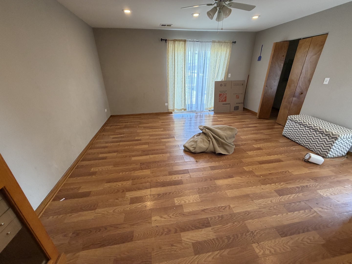 1445 Burnham Avenue Property Photo 3