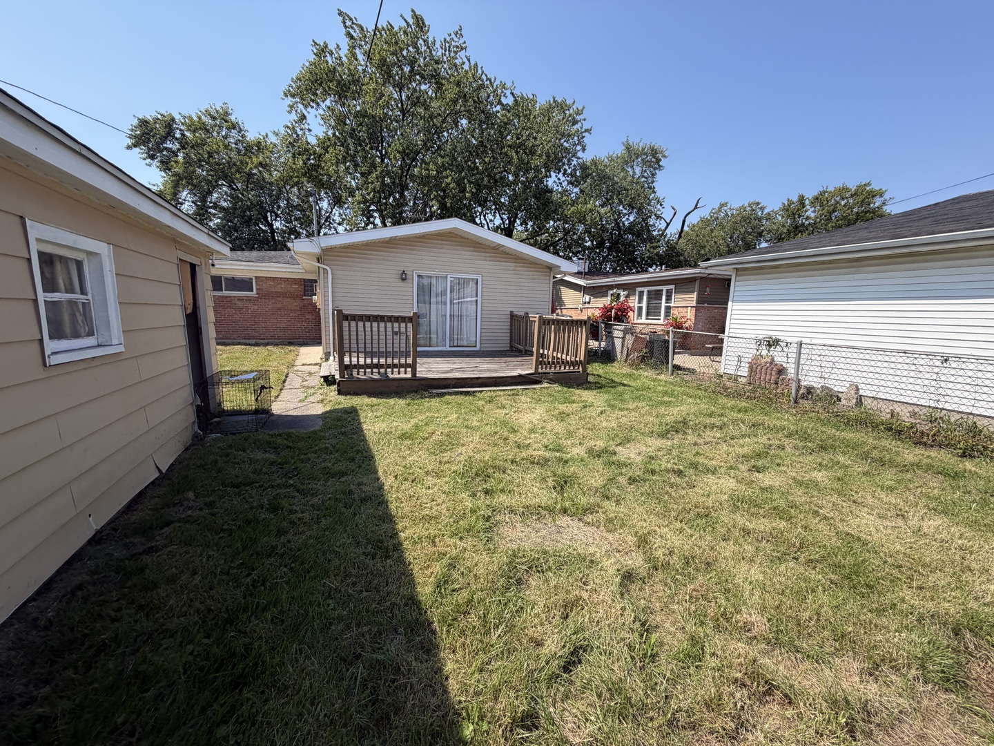 1445 Burnham Avenue Property Photo 7