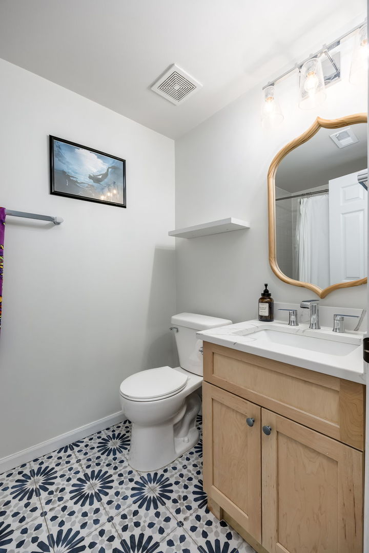 2710 W Haddon Avenue 1 Property Photo 20