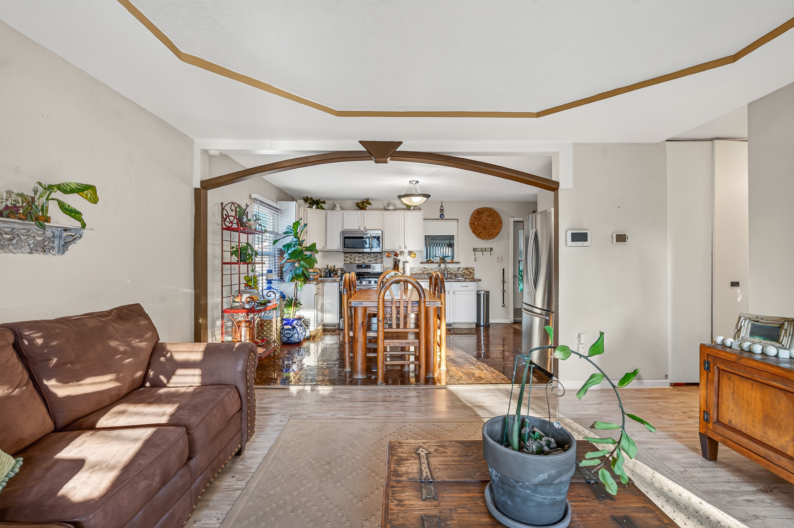 22311 Merrill Avenue Property Photo 8