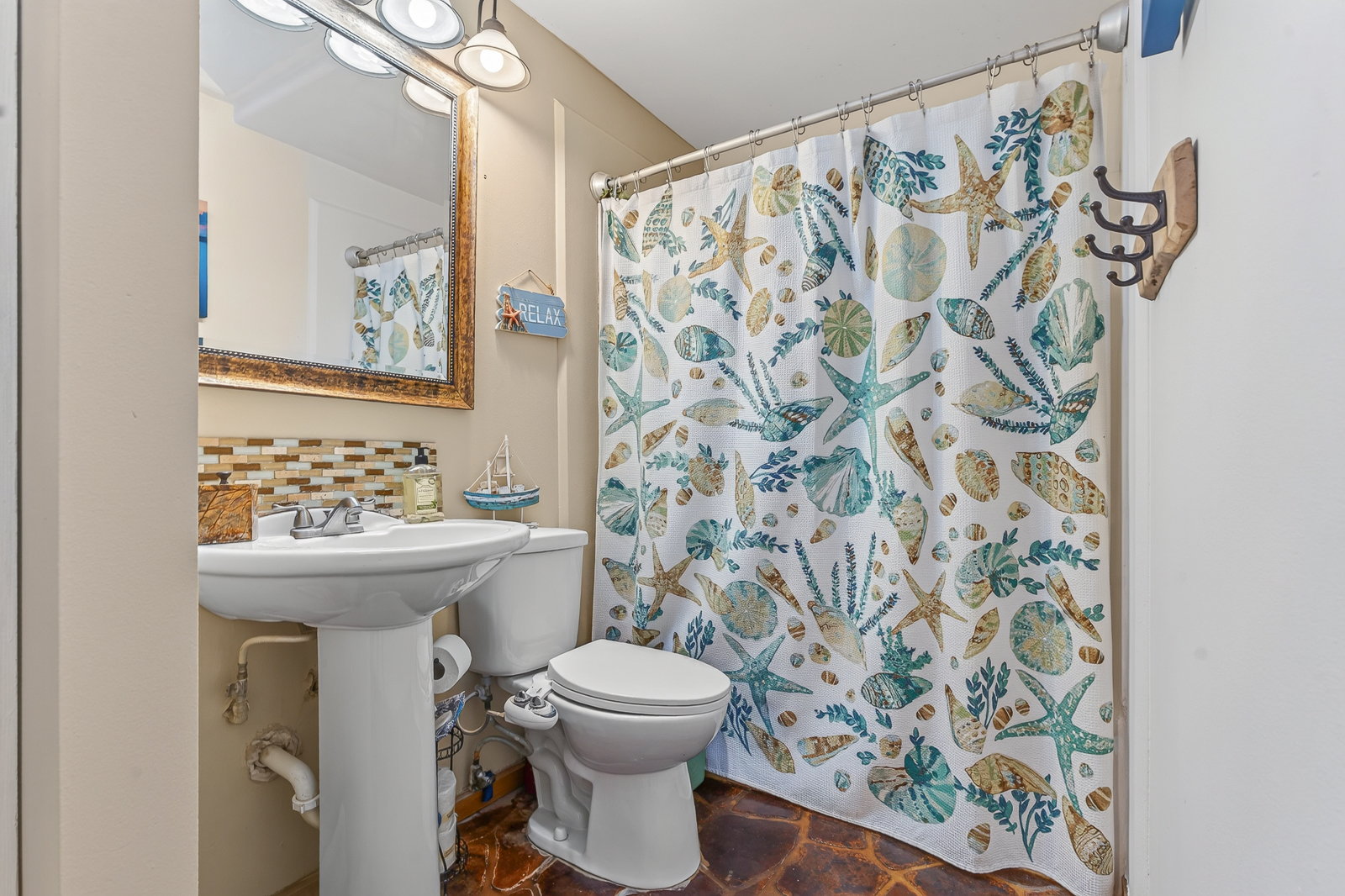 22311 Merrill Avenue Property Photo 17