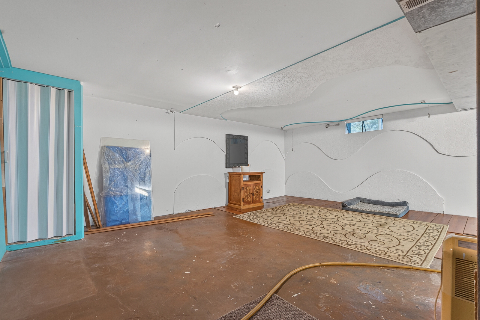 22311 Merrill Avenue Property Photo 27
