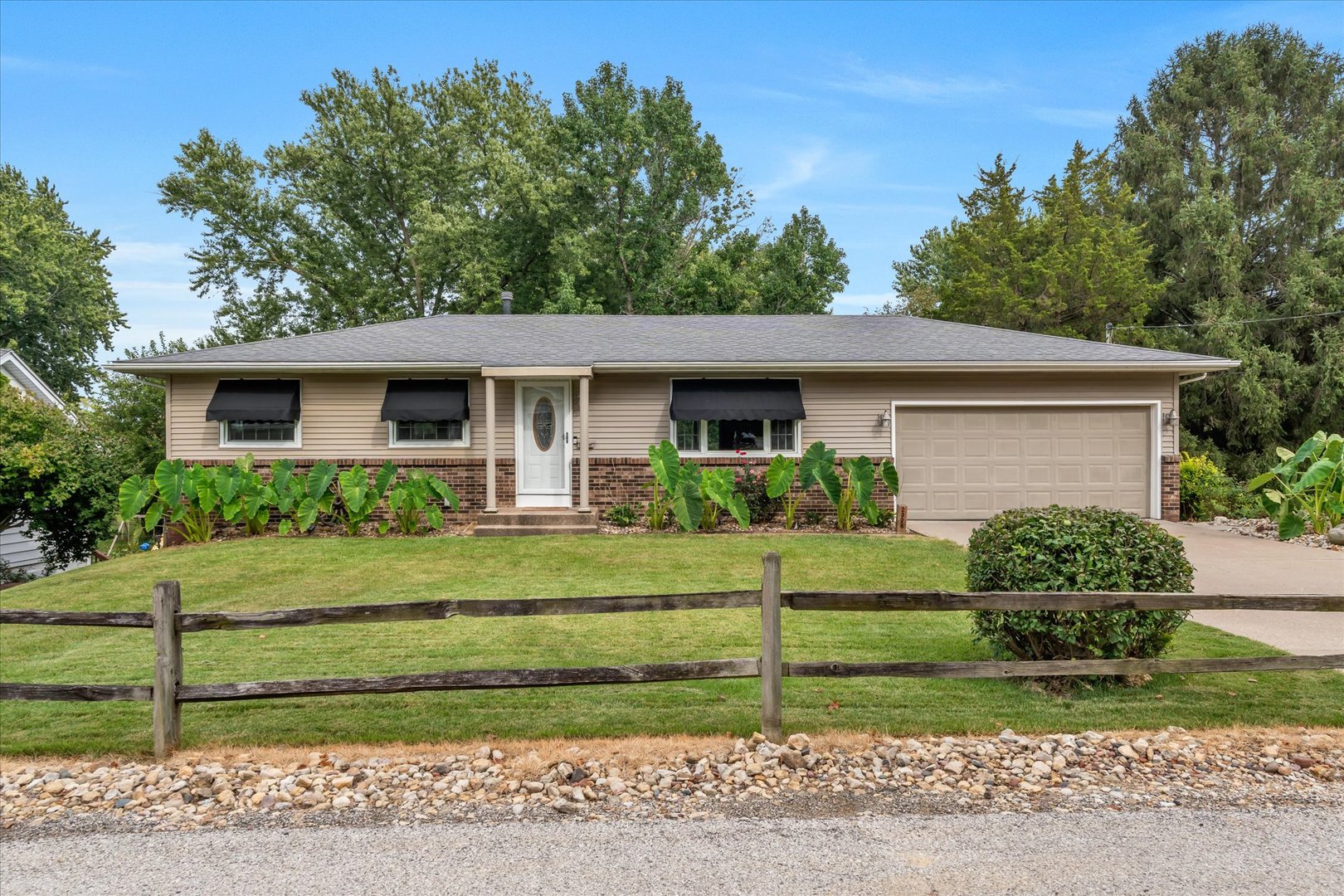 2326 14th Street Property Photo 2