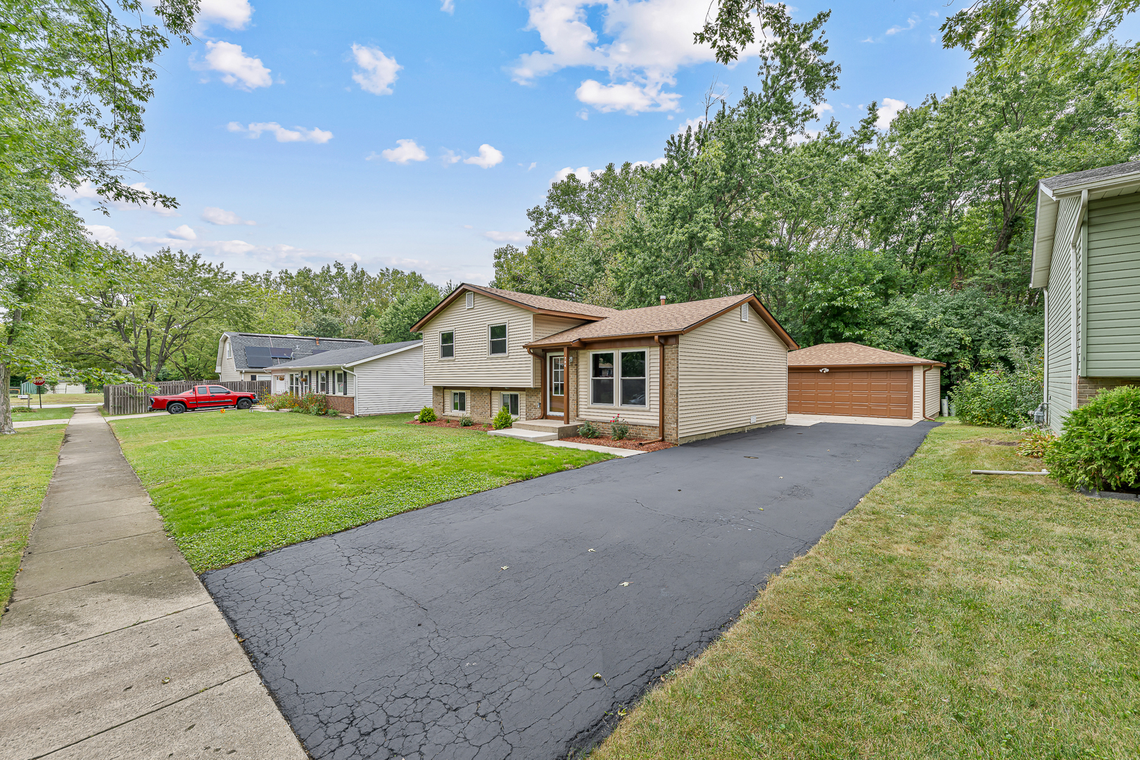 756 Westwind Drive Property Photo 14