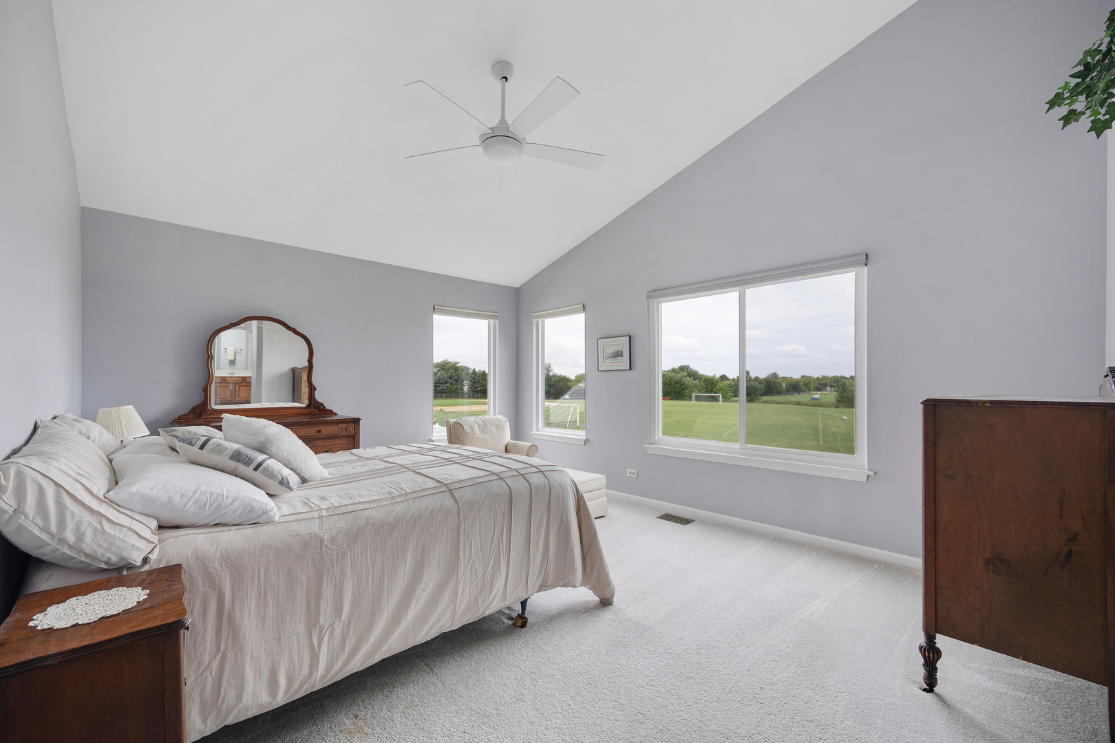 677 Linden Drive Property Photo 16