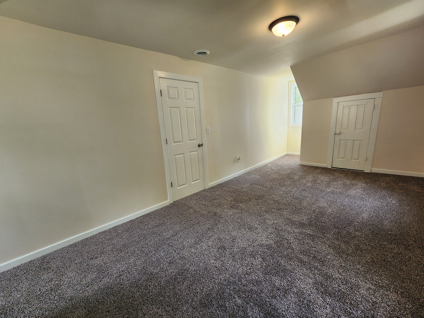 211 N Hickory Street Property Photo 17