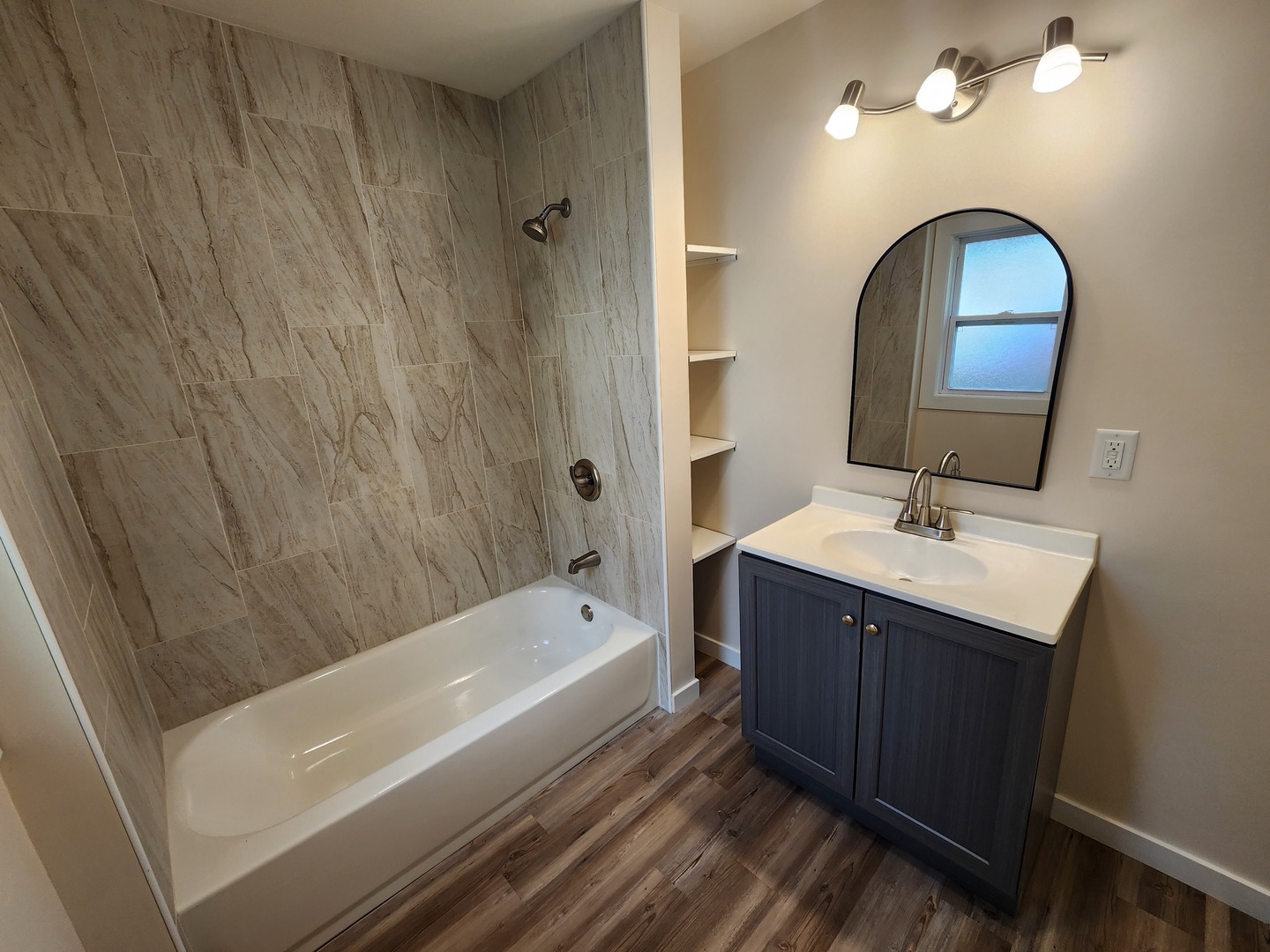 211 N Hickory Street Property Photo 18