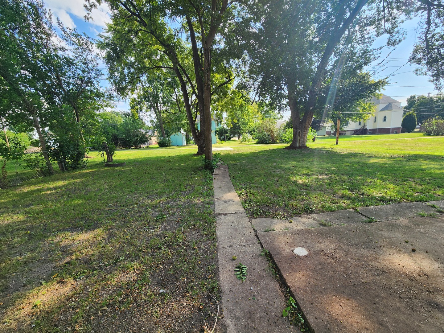 211 N Hickory Street Property Photo 23
