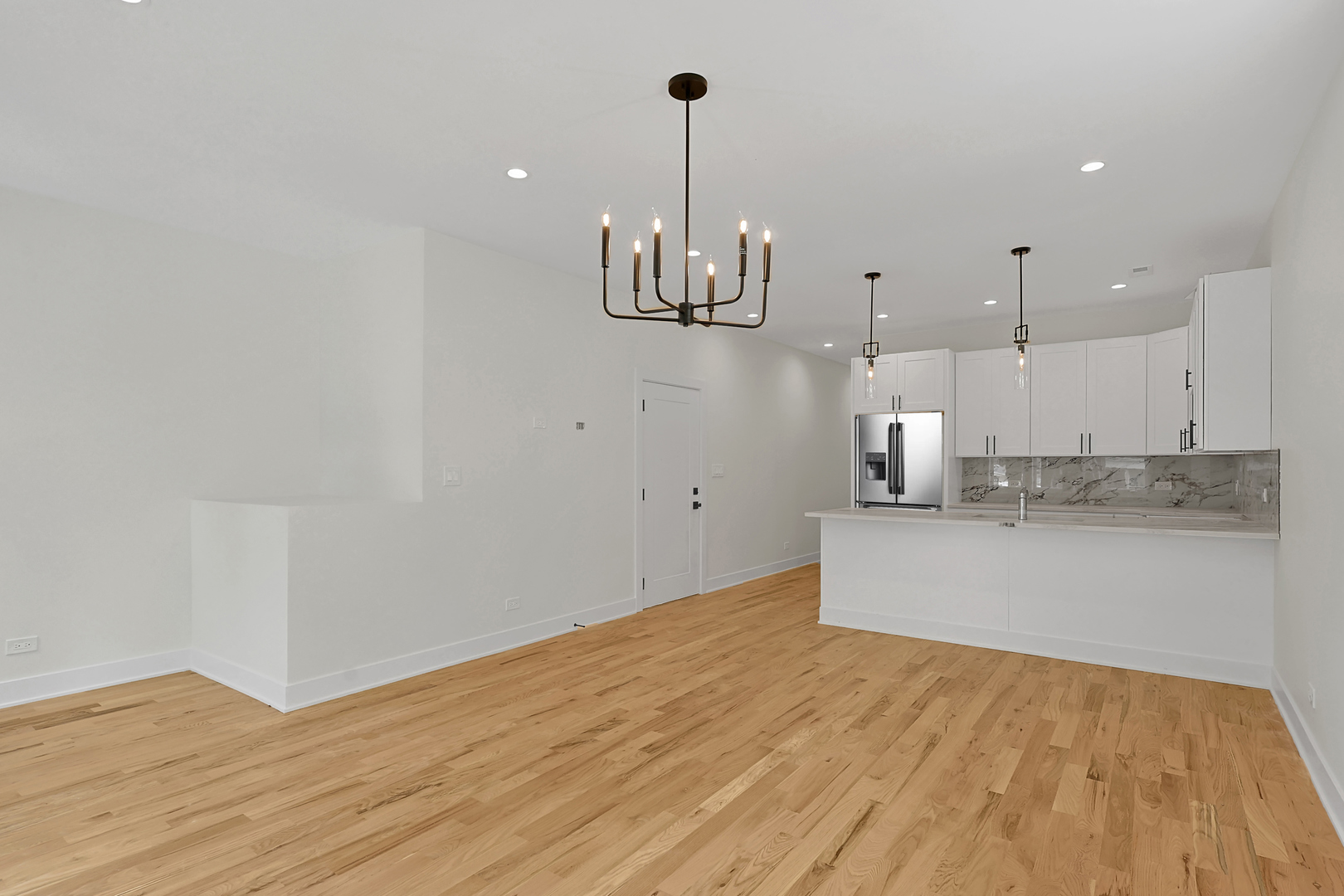 4217 S Indiana Avenue 2 Property Photo 5