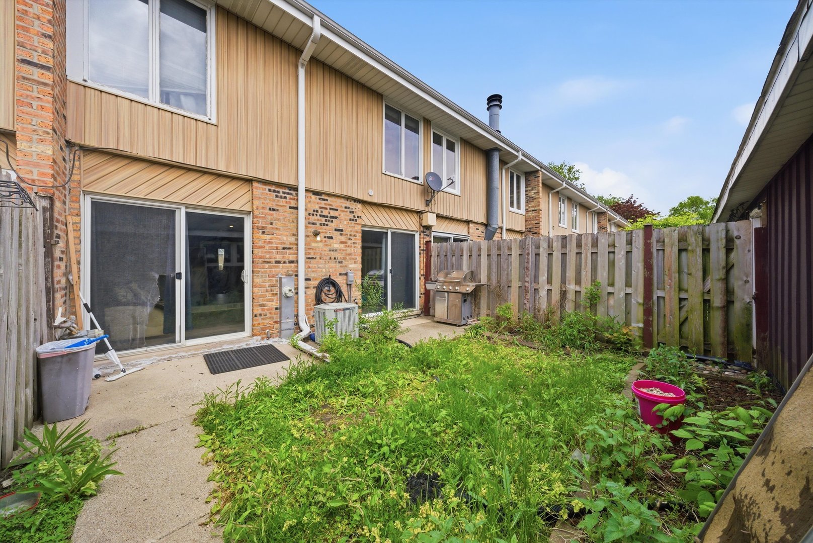 20 Ottawa Court Property Photo 36