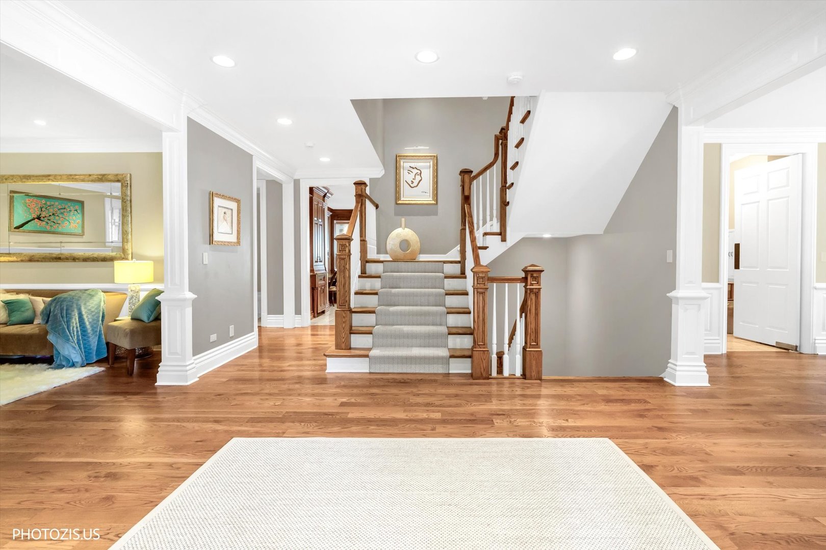 427 W Walnut Street Property Photo 2