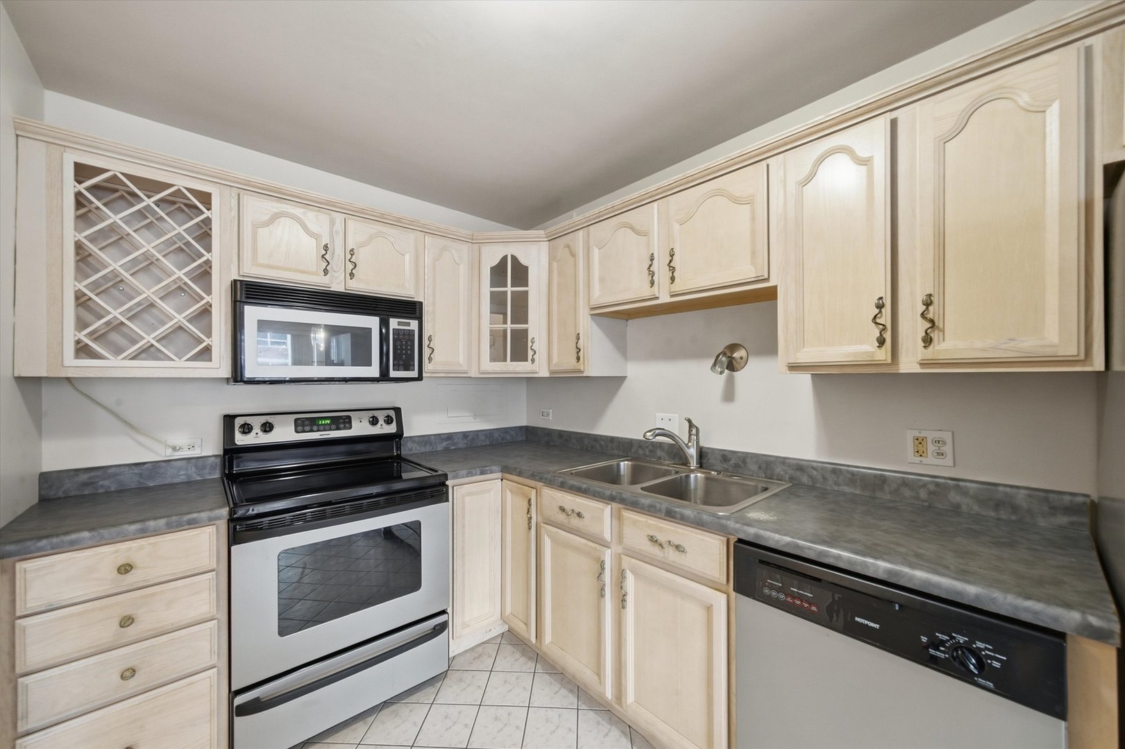 6157 N Sheridan Road 14b Property Photo 3