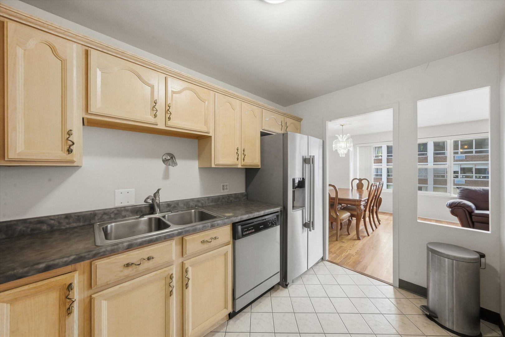 6157 N Sheridan Road 14b Property Photo 5
