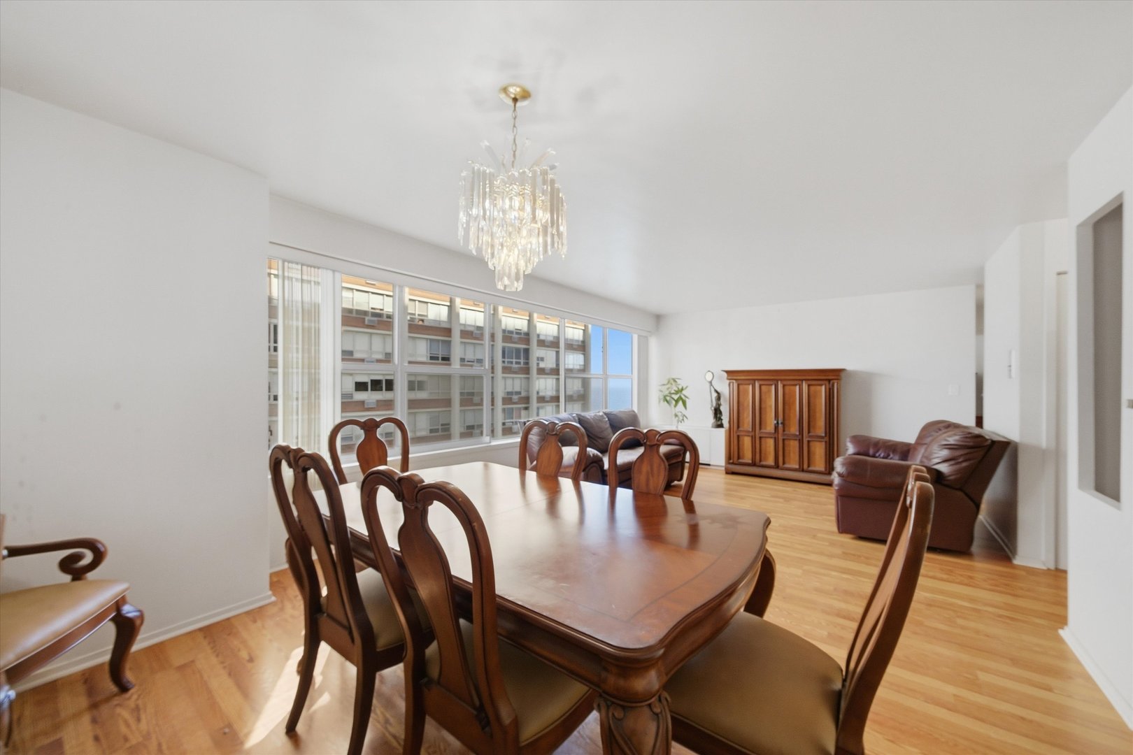 6157 N Sheridan Road 14b Property Photo 13