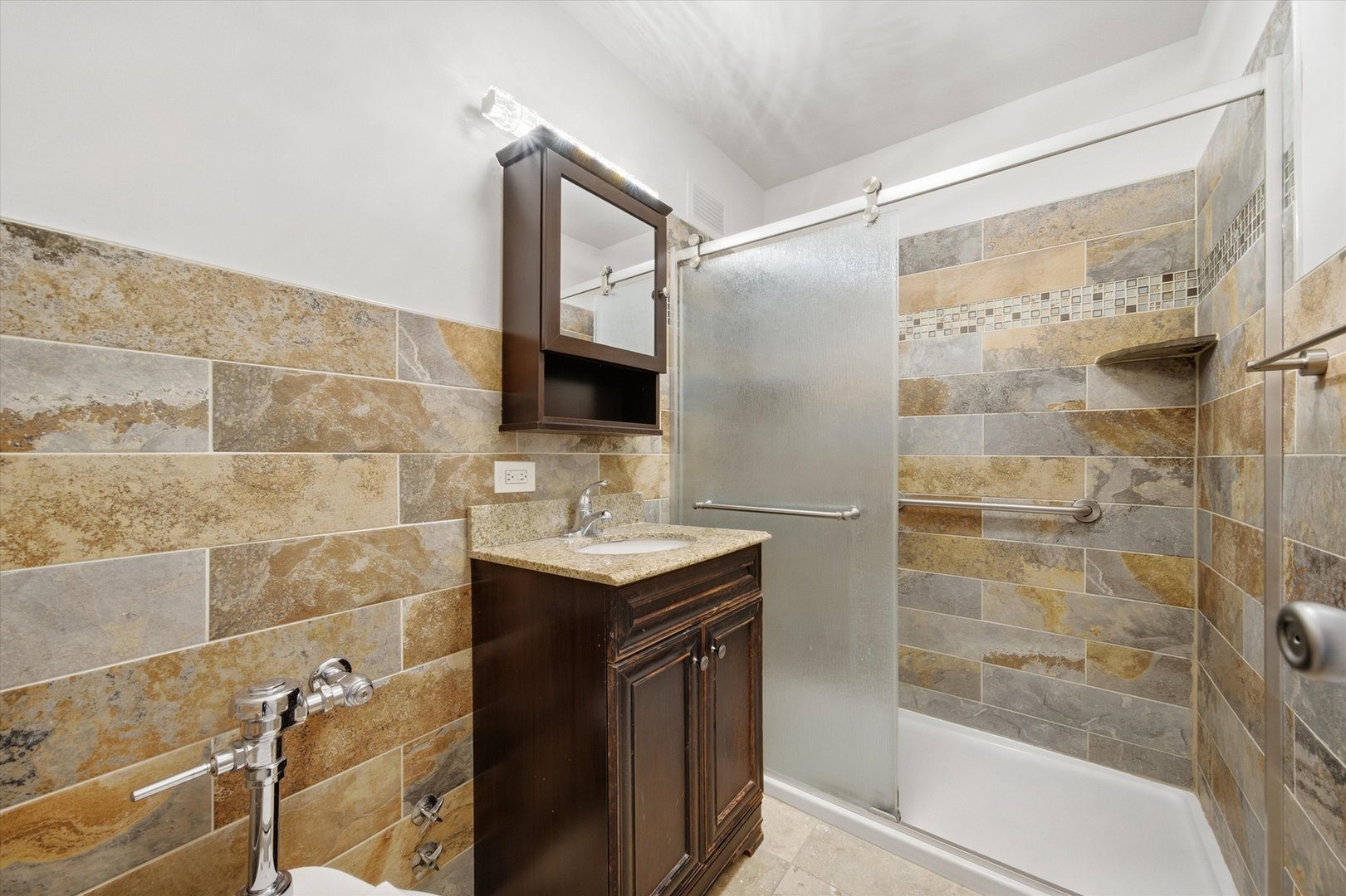 6157 N Sheridan Road 14b Property Photo 14