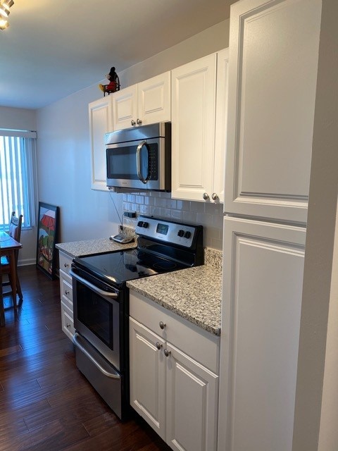 6833 N Kedzie Avenue 914 Property Photo 11