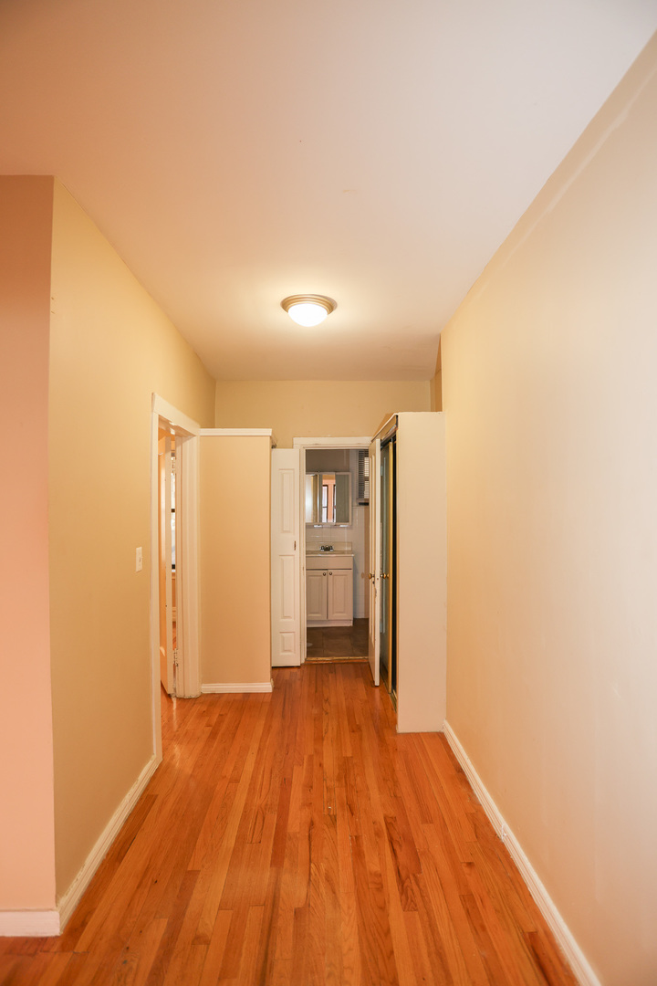 5419 S Harper Avenue 112 Property Photo 5