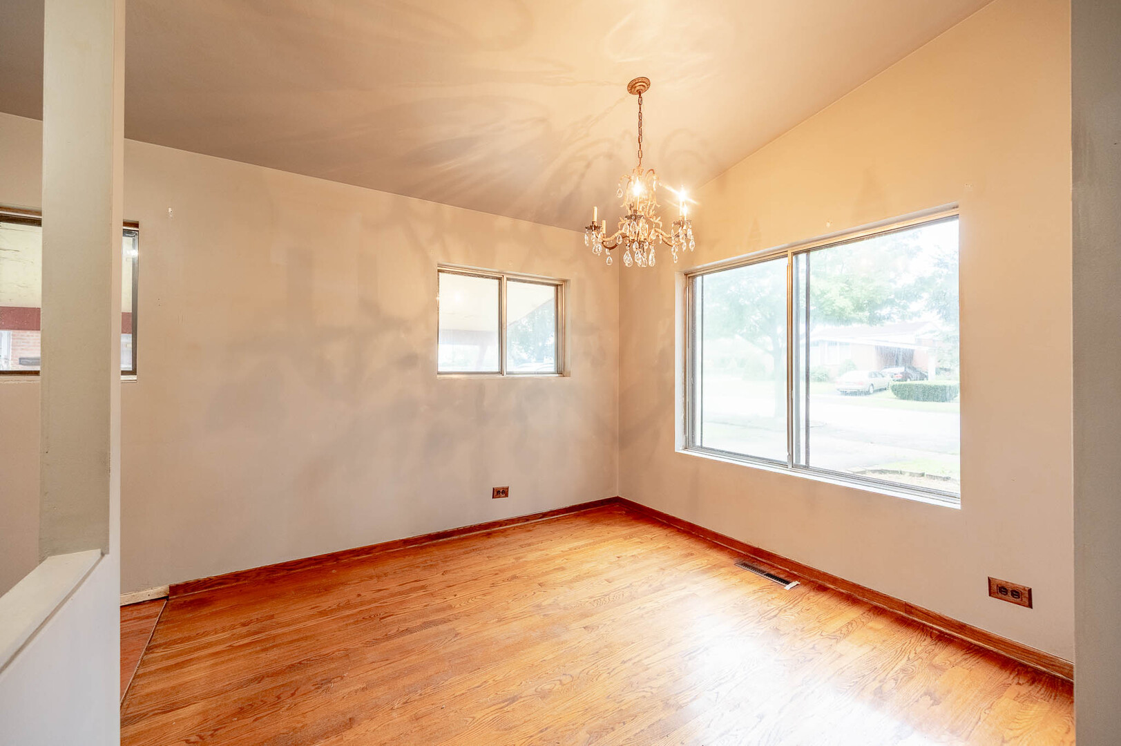 8410 W Bruce Drive Property Photo 3