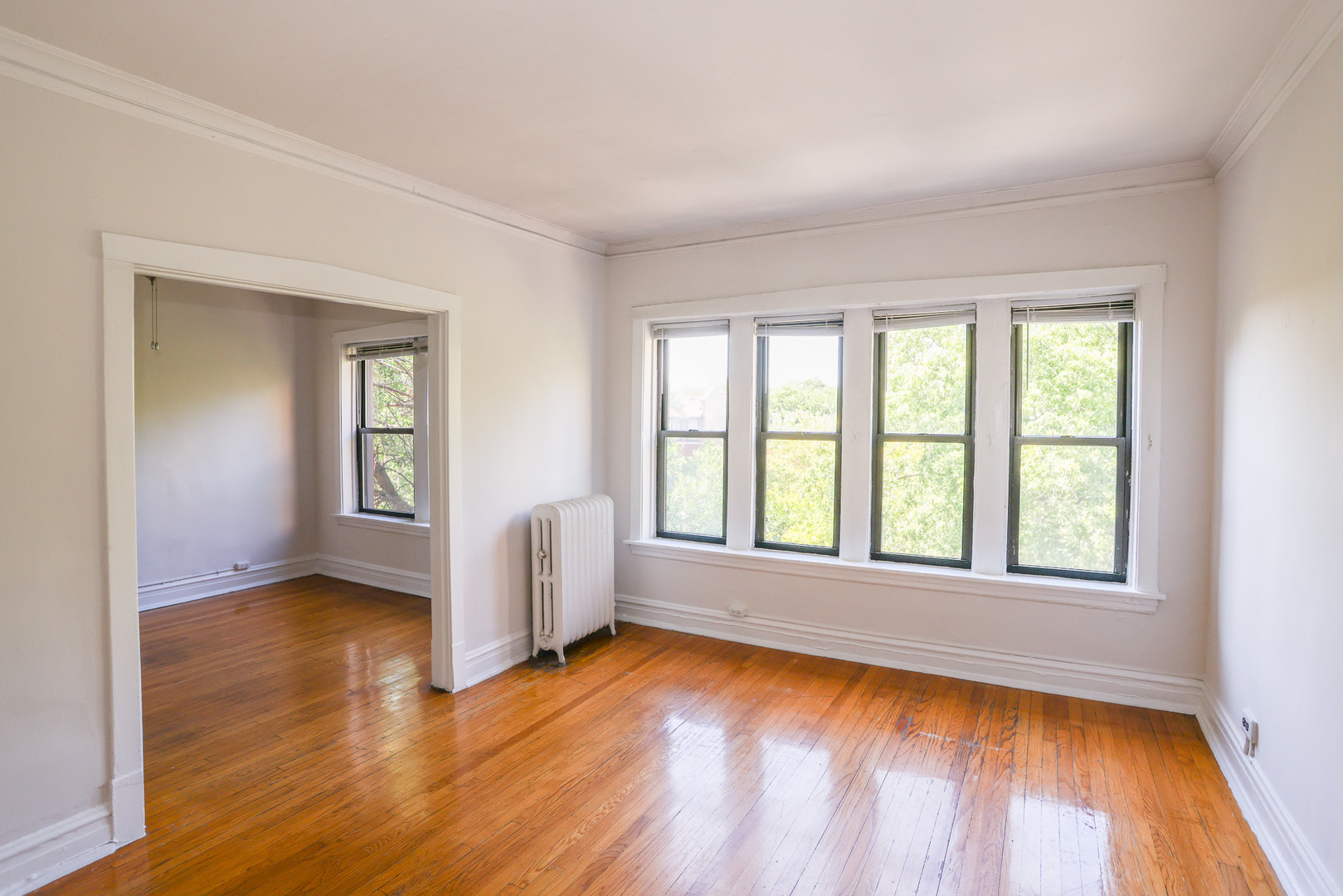 5423 S Harper Avenue 3a Property Photo 6