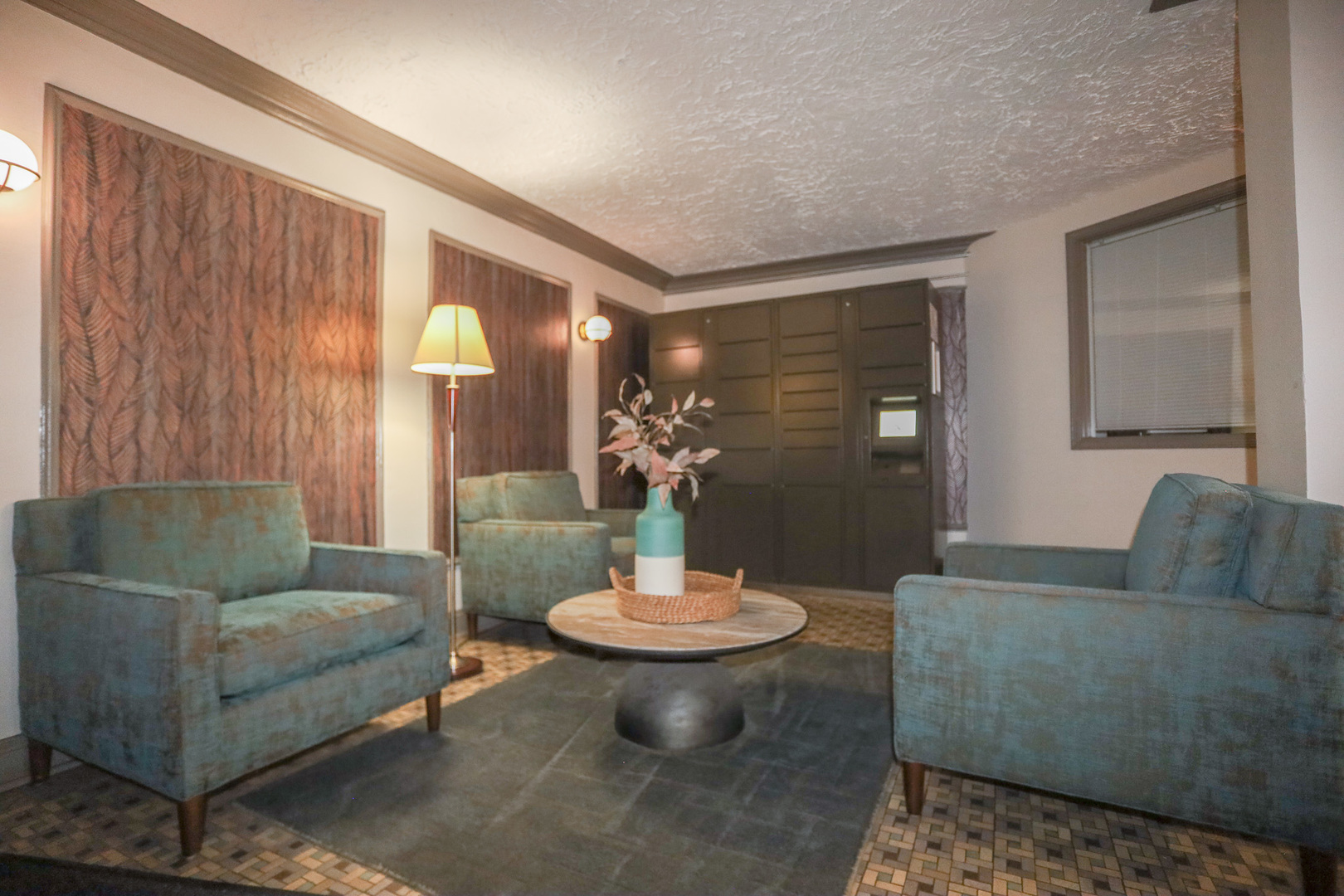 5423 S Harper Avenue 3a Property Photo 11
