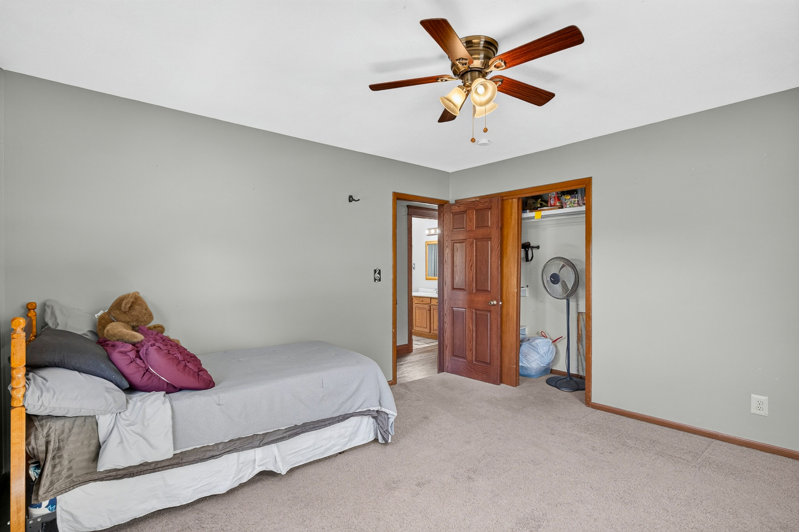 4569 160th Street Property Photo 18