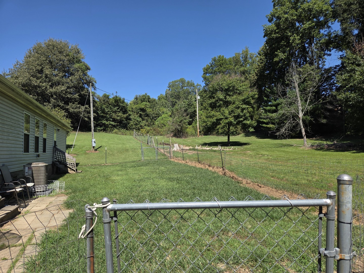 22805 West Street Property Photo 5